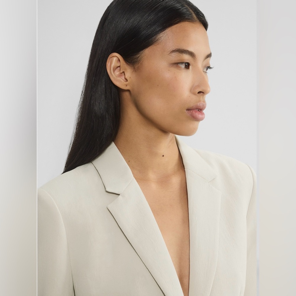 Aritzia Wilfred Etiquette Blazer | Matte Pearl Cream White | Size 4 BNWT - Picture 9 of 15